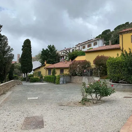 Fattoria Mirabella Apartment *