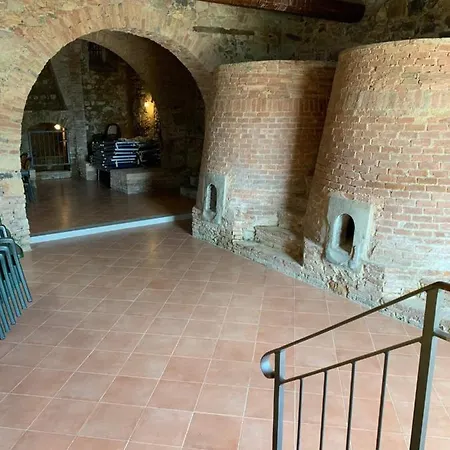 Fattoria Mirabella Apartment